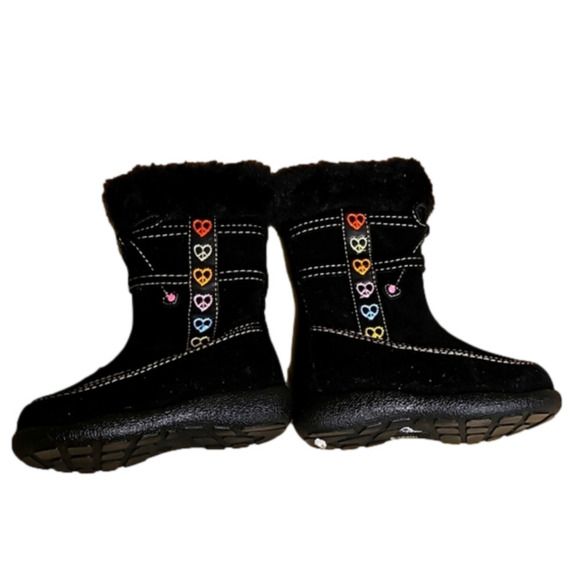 lil kareena Other - Lil Karena Faux Suede Boots Size: 8 NWOT